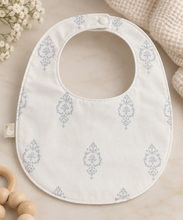 Load image into Gallery viewer, Baby Bib Classic Print