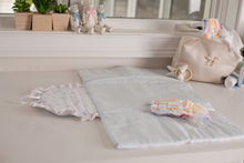 Load image into Gallery viewer, Travel Changing Pad