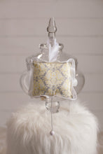 Load image into Gallery viewer, Music Pillow