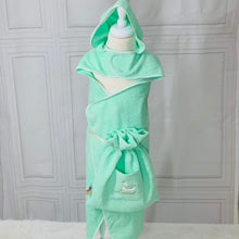 Load image into Gallery viewer, Léush Snuggle Towel