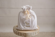 Load image into Gallery viewer, Children's Baby Spa 4 Pieces Gift Set