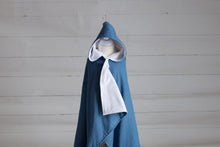 Load image into Gallery viewer, Hooded Children’s Towel
