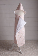 Load image into Gallery viewer, Hooded Children’s Towel