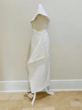 Load image into Gallery viewer, Hooded Children’s Towel