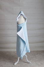 Load image into Gallery viewer, Hooded Children’s Towel