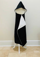 Load image into Gallery viewer, Hooded Children’s Towel
