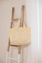 Load image into Gallery viewer, Léush Signature Tote Bag