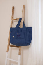 Load image into Gallery viewer, Léush Signature Tote Bag