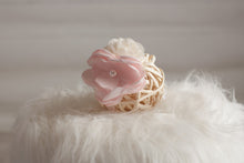 Load image into Gallery viewer, Little Girl's Headband