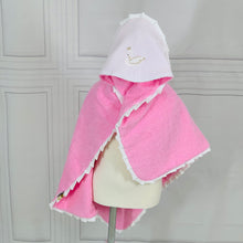 Load image into Gallery viewer, Léush Infant towel