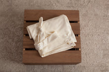 Load image into Gallery viewer, Receiving Blanket with a Hat