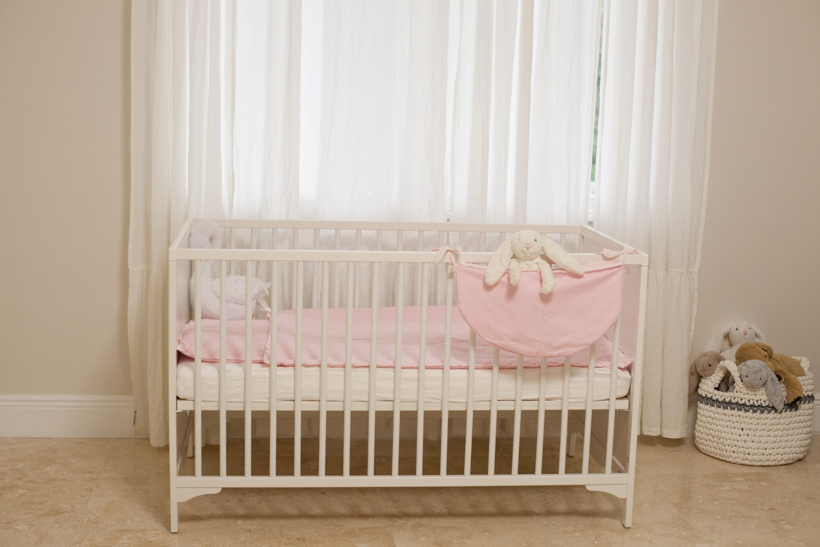 Baby on sale crib collections